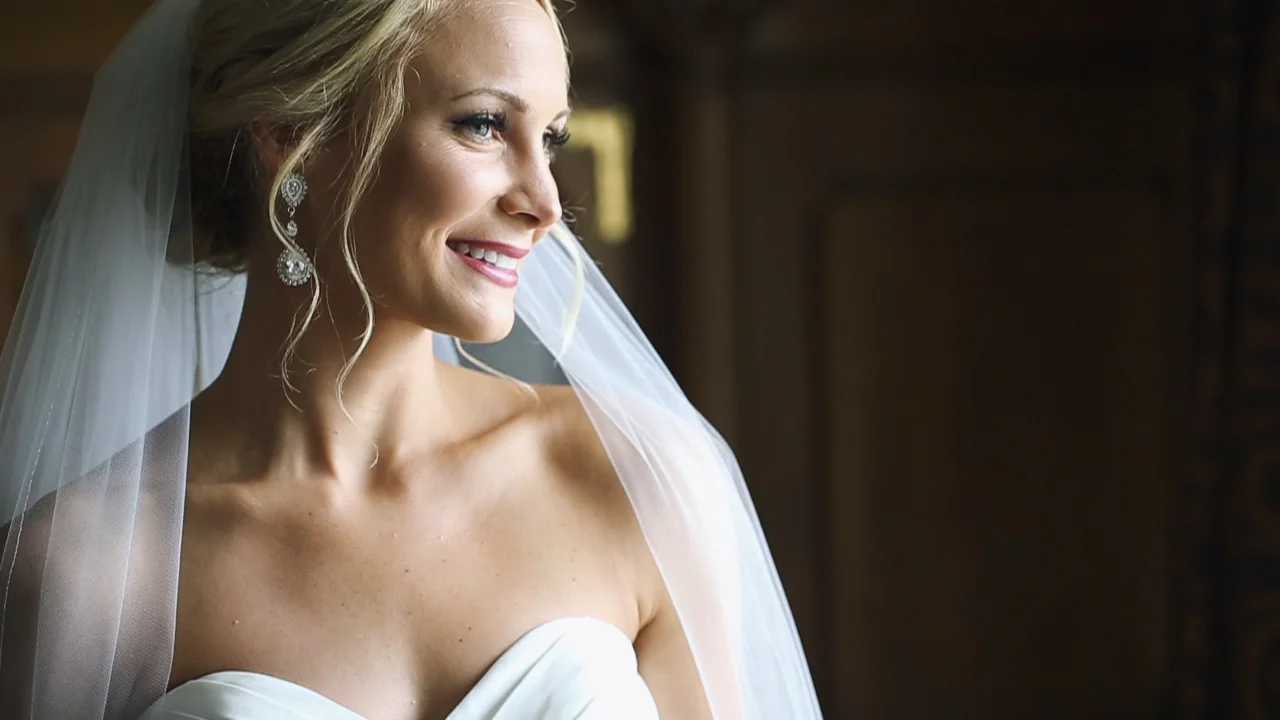 Eric & Emily - an Elegant Hotel Julien Wedding in Dubuque, Iowa