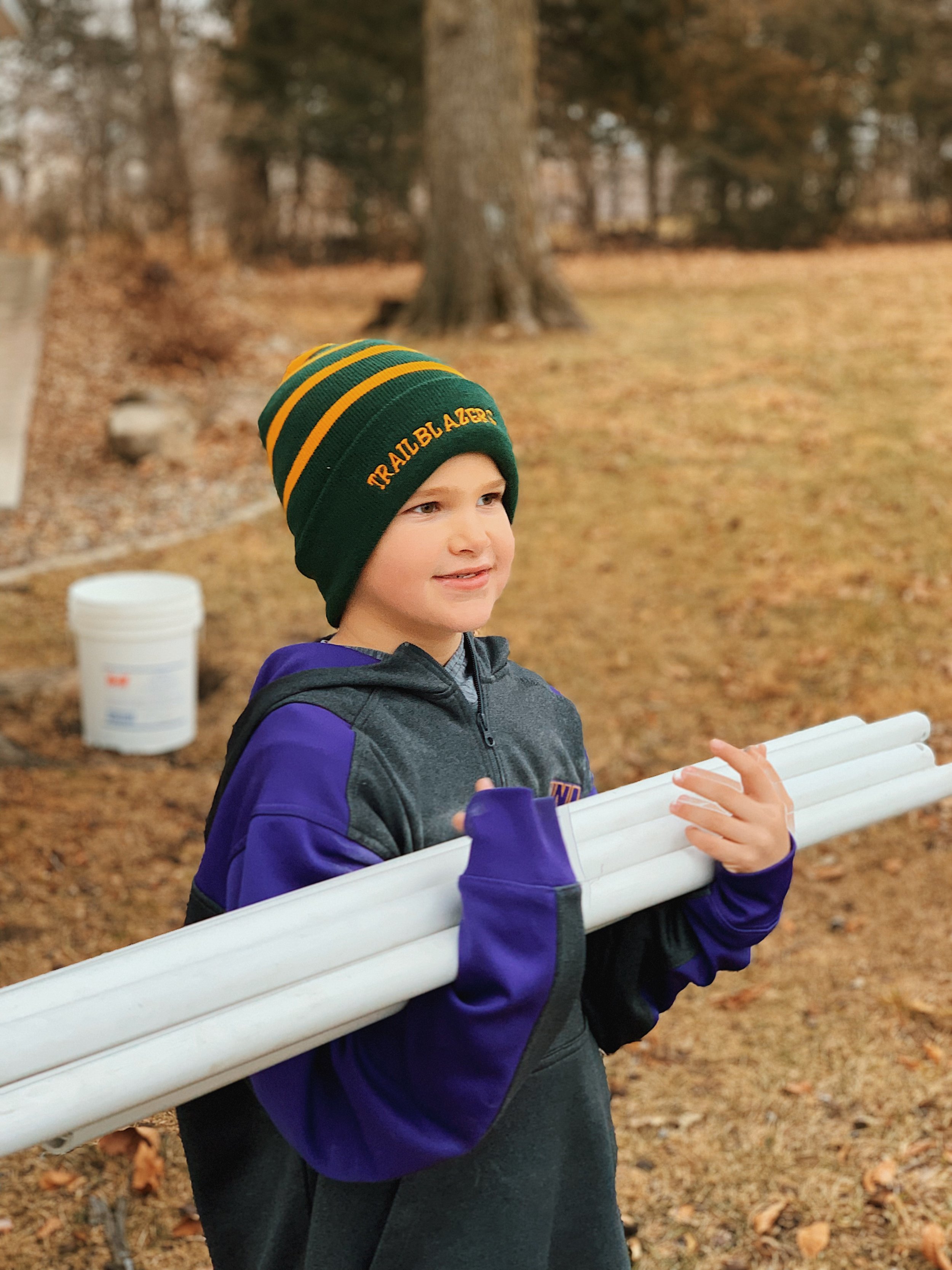 how_to_build_pvc_pipe_igloo_home_4.JPG