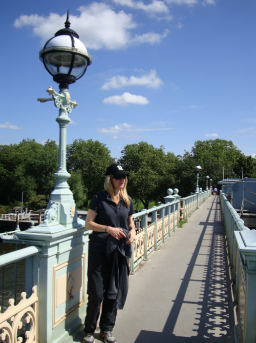 Twickenham footbridge provides beautiful vistas down the river and a panoramic view onto Richmond. (photo - worklondonstyle)
