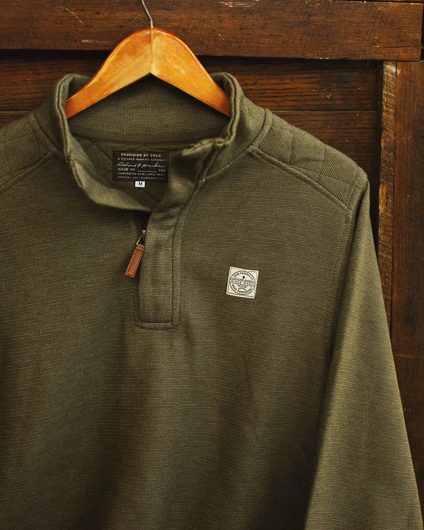 Quarter Zip Thermal Pullover. #fall
.
.
.
#pullover #thermal #green #menswear #ootd #sweaterweather #fallstyle #comfy #thermalwear