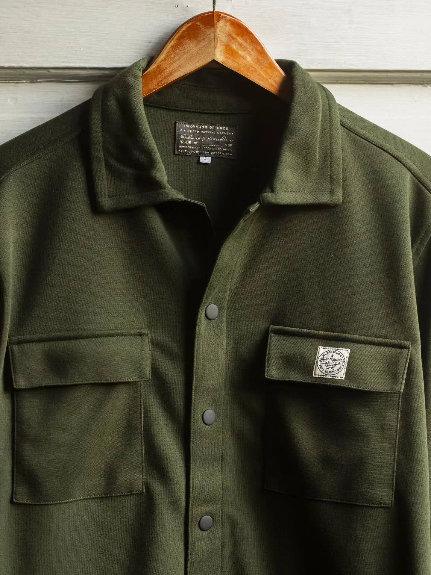 the base camp button up. a little stretch and a lot of warmth for any agenda.
.
.
.
#meanswear #buttonup #buttondown #fall #fallstyle #ootd #comfy #outdoorsman #green #worn