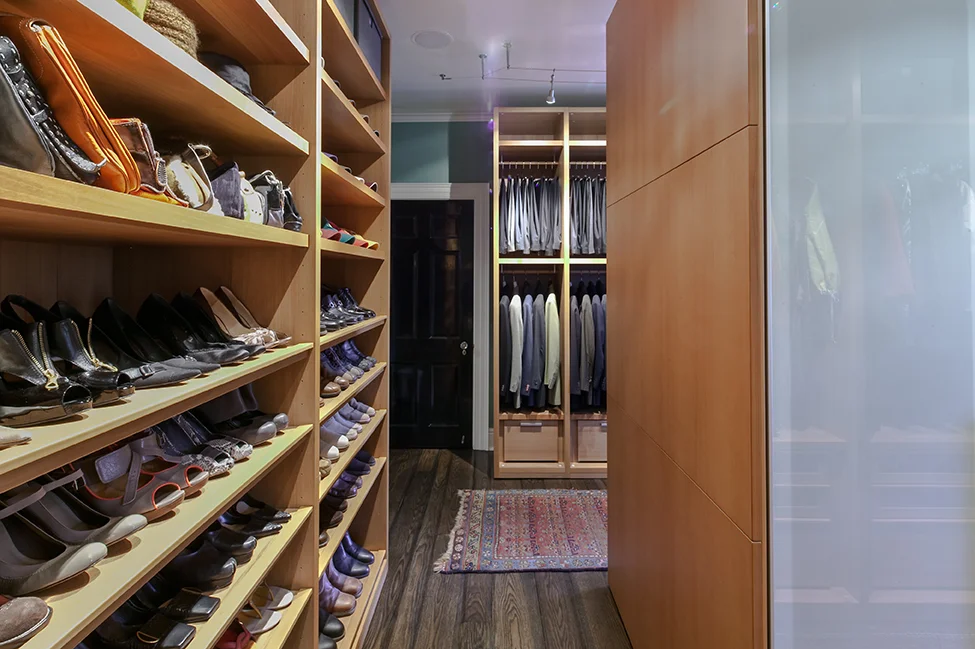 Italian walnut closet