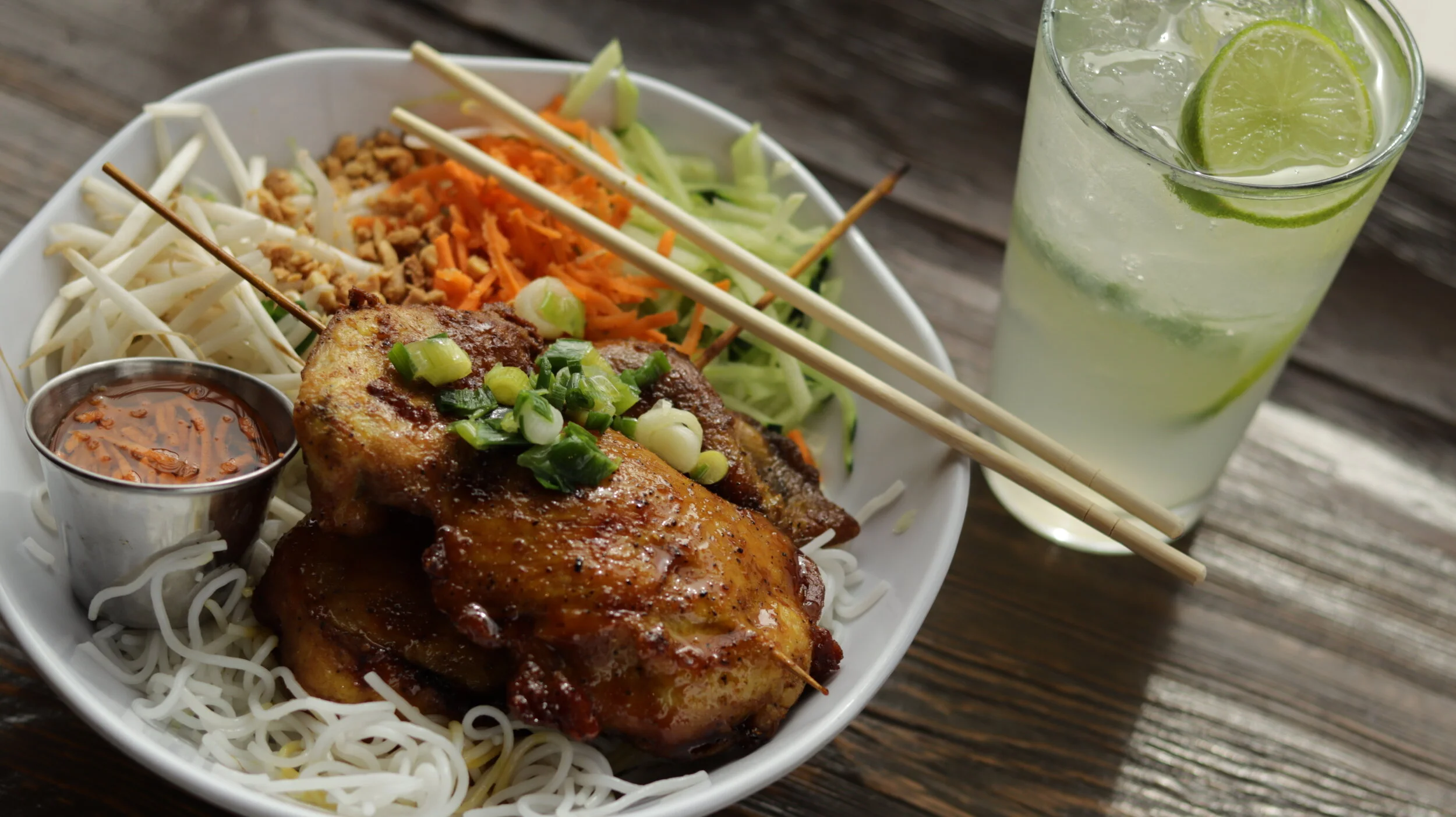 Vermicelli W/chicken skewer