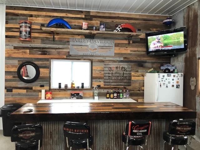  Standard mix used on the wall and our barn wood flooring planks used in the bar top.   