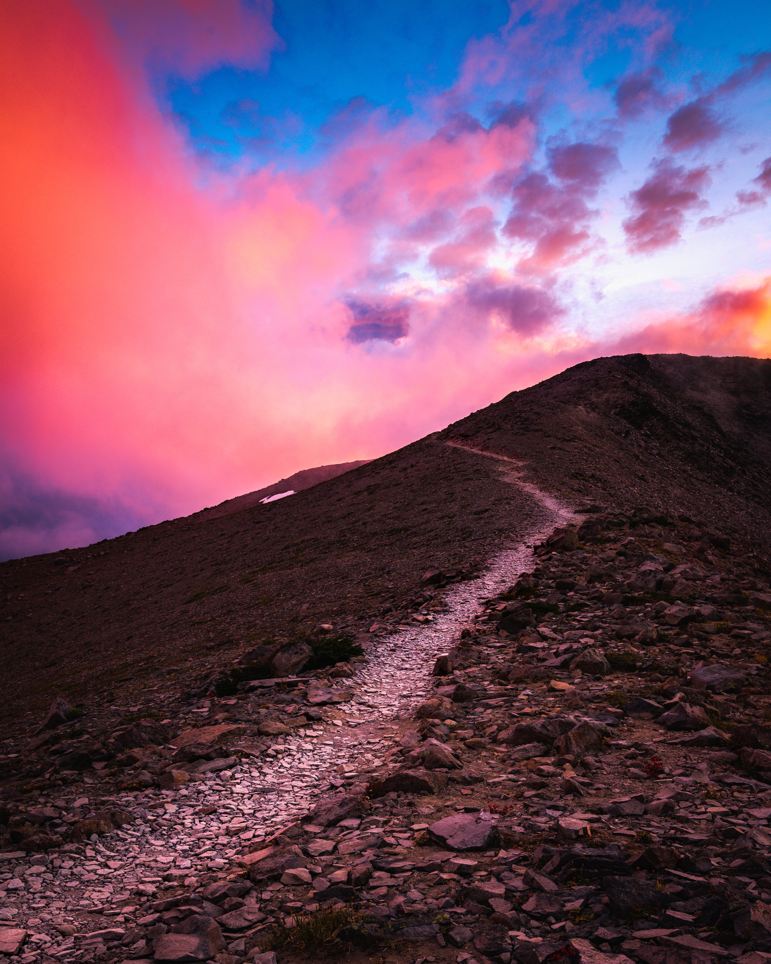 This cloud was covering the trail seconds before, but once they moved off to the left they revealed an incredible amount of color!