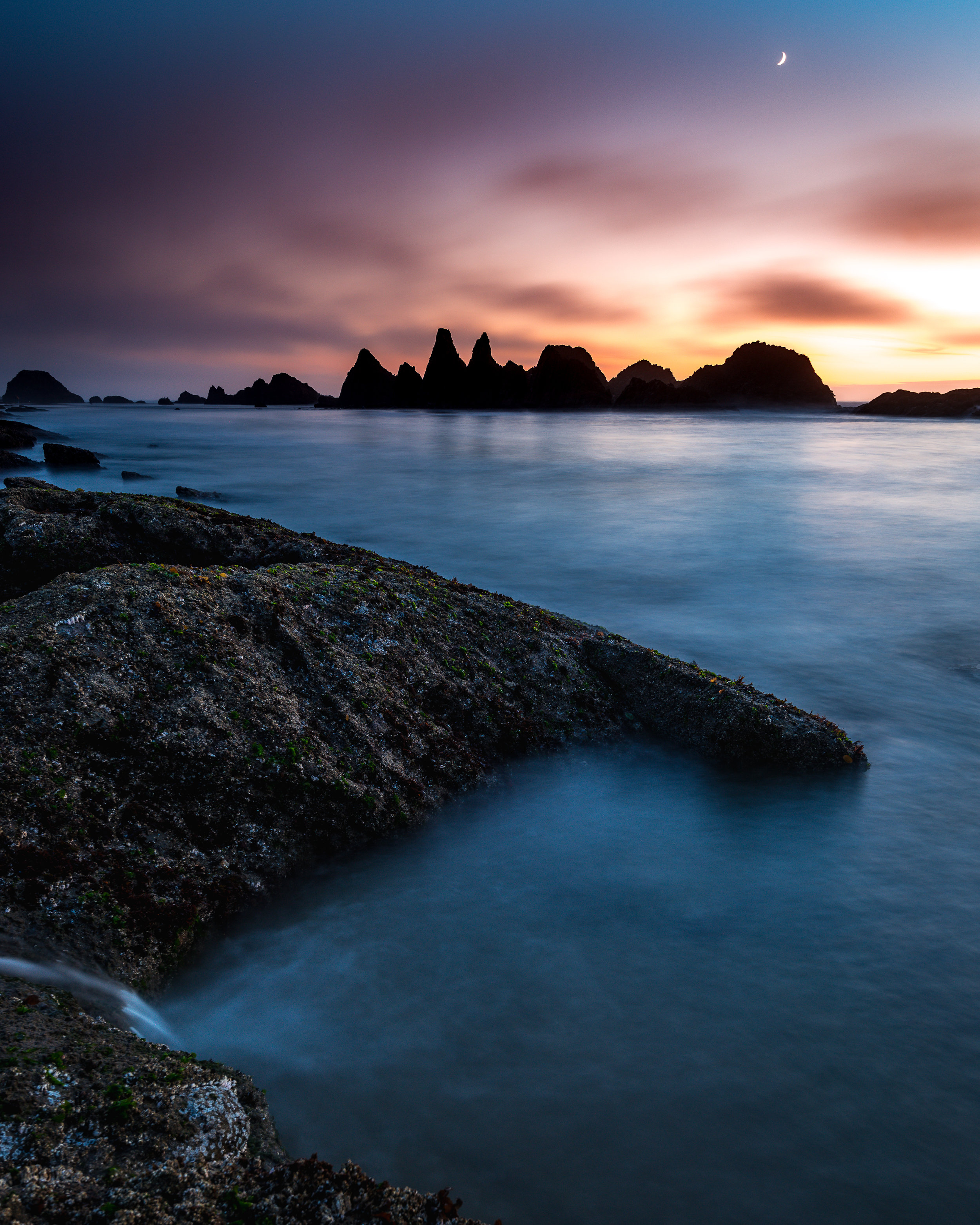 A boring photo of the Oregon coast.