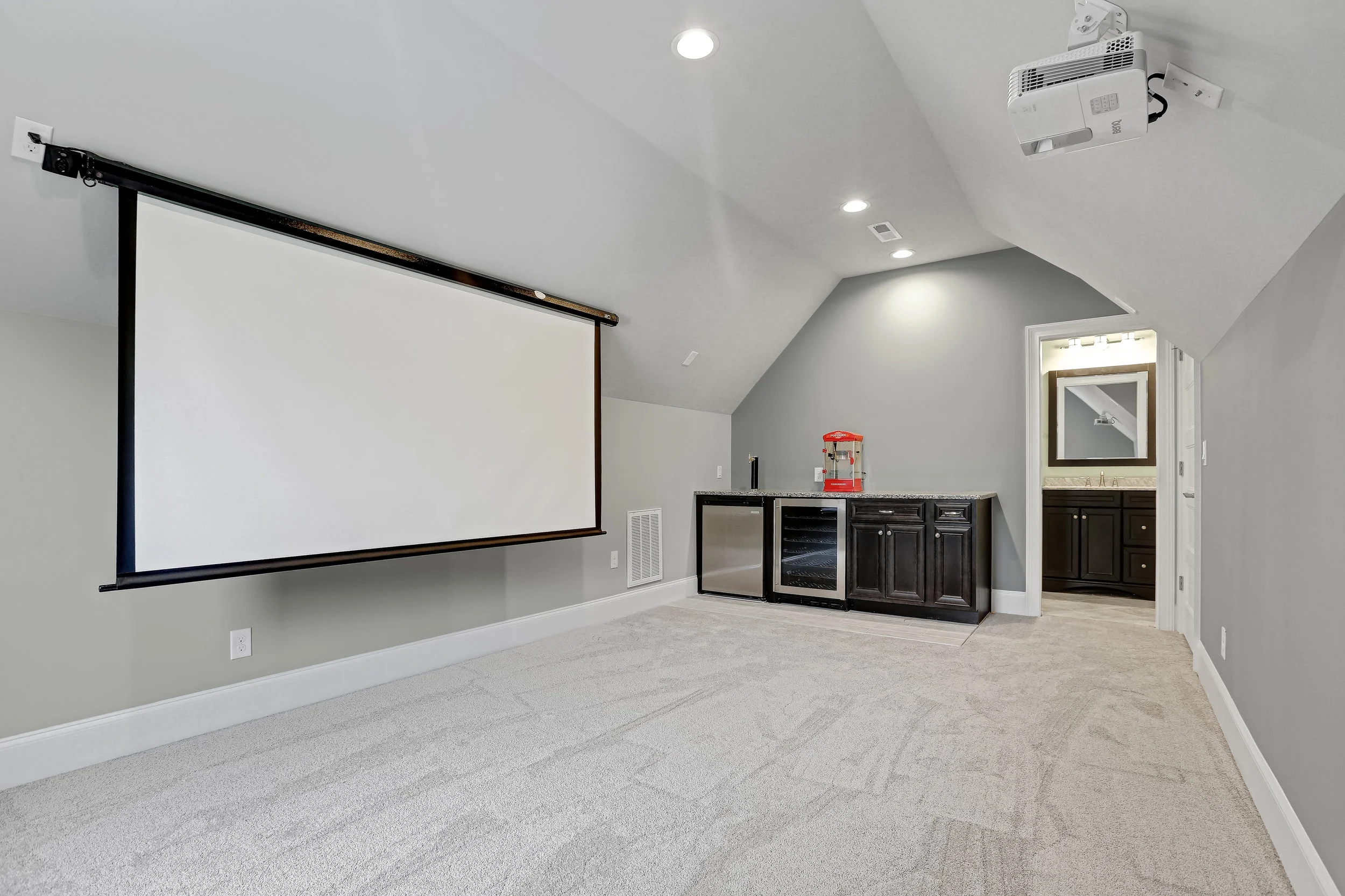 Theatre room in Sea Trail Plantation