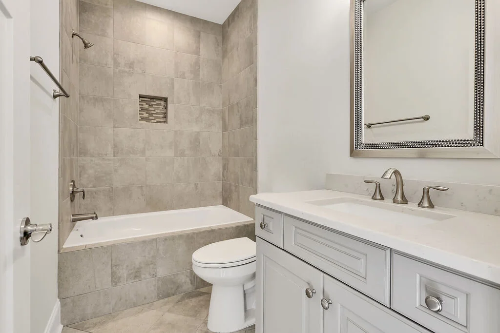 6644SummerhillGlen-16.JPG