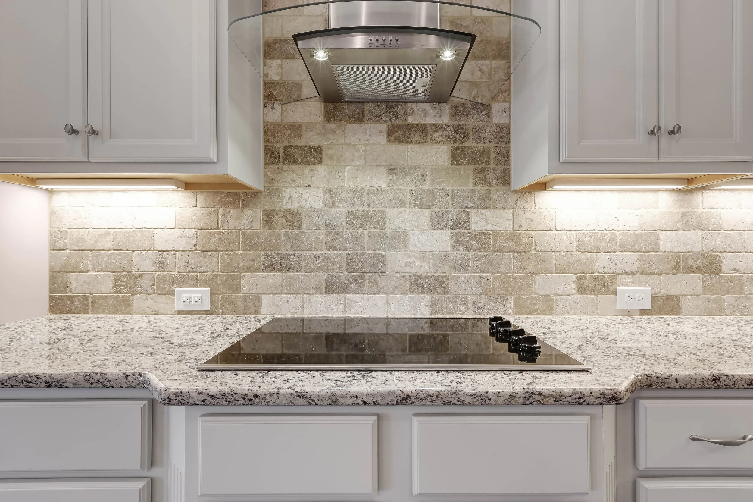 551 Sunset Lakes Blvd-10.JPG