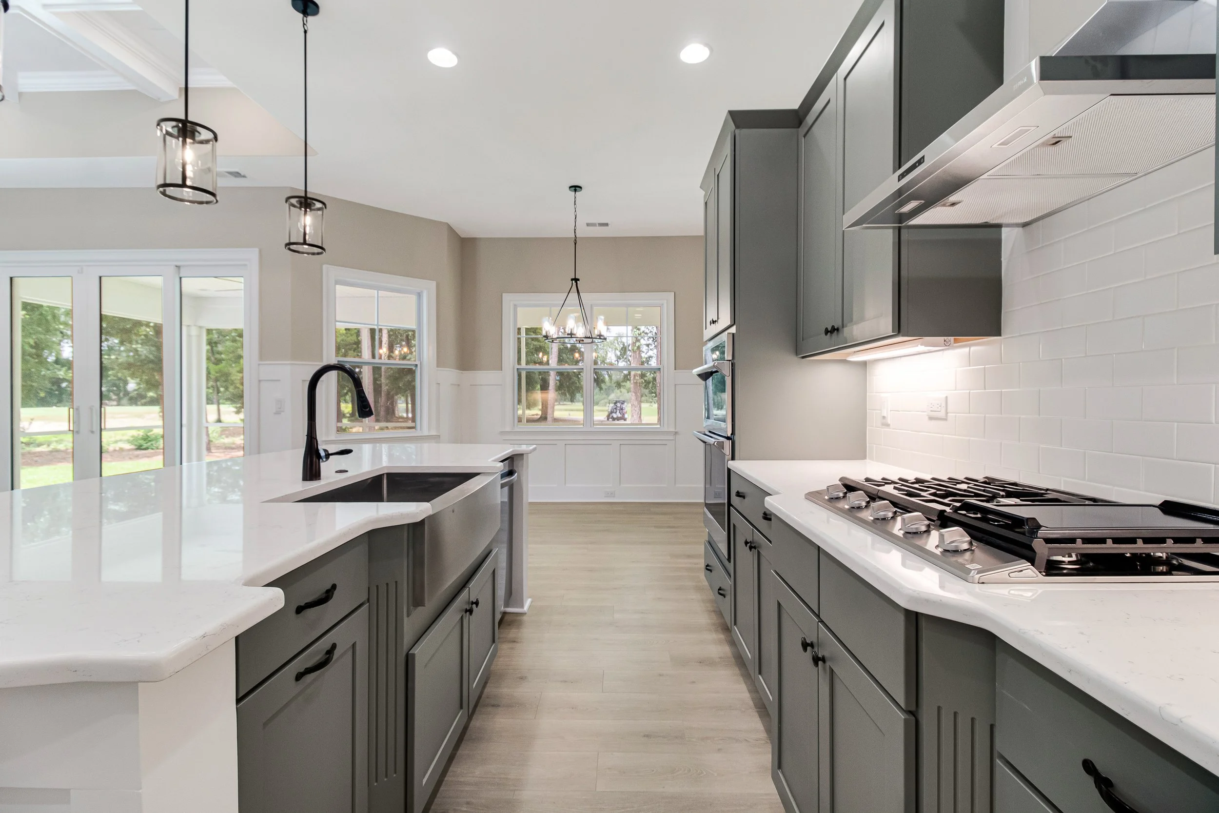 970 Oyster Point-16.JPG