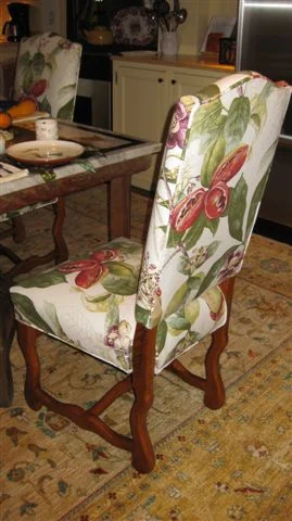 Sew-Many-Things_Upholstery_09272010021727.jpg