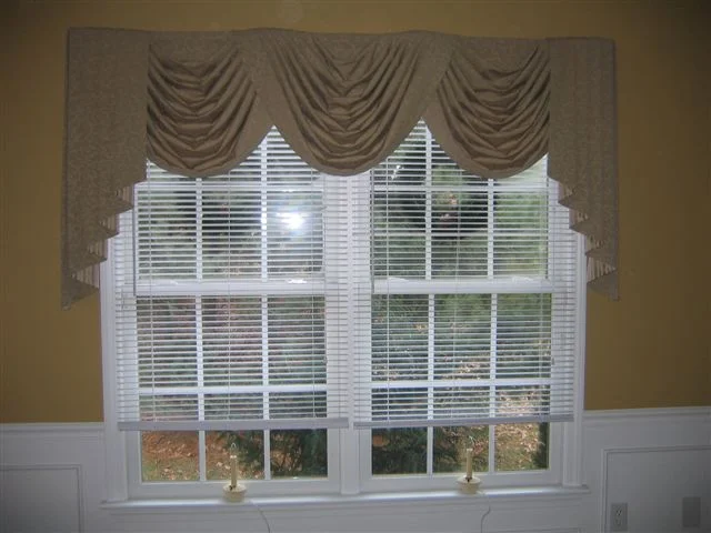 Sew-Many-Things_Window-Treatments_12042007112825.jpg