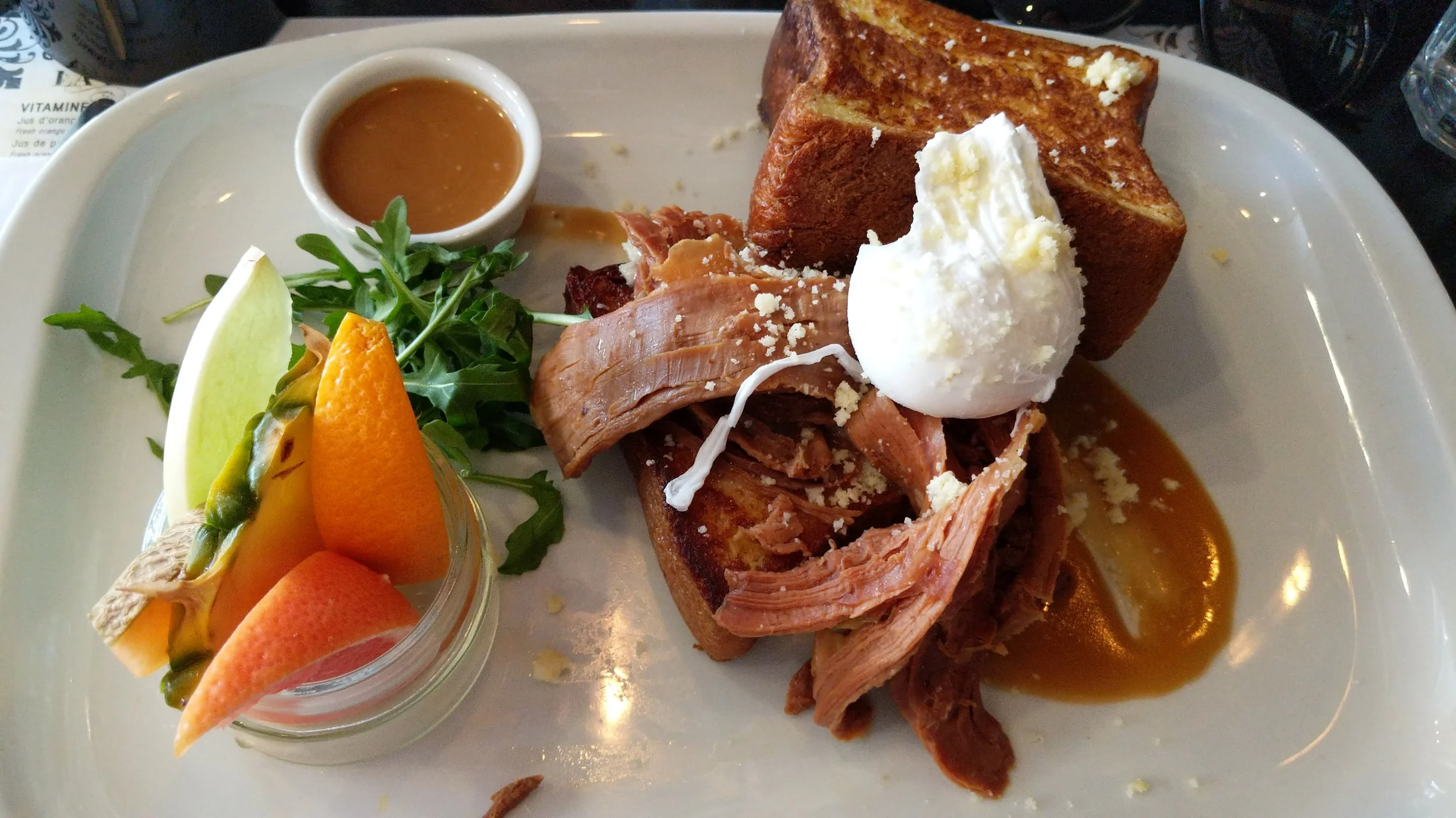 Montreal Breakfast restaurants you need to try: Café Régine