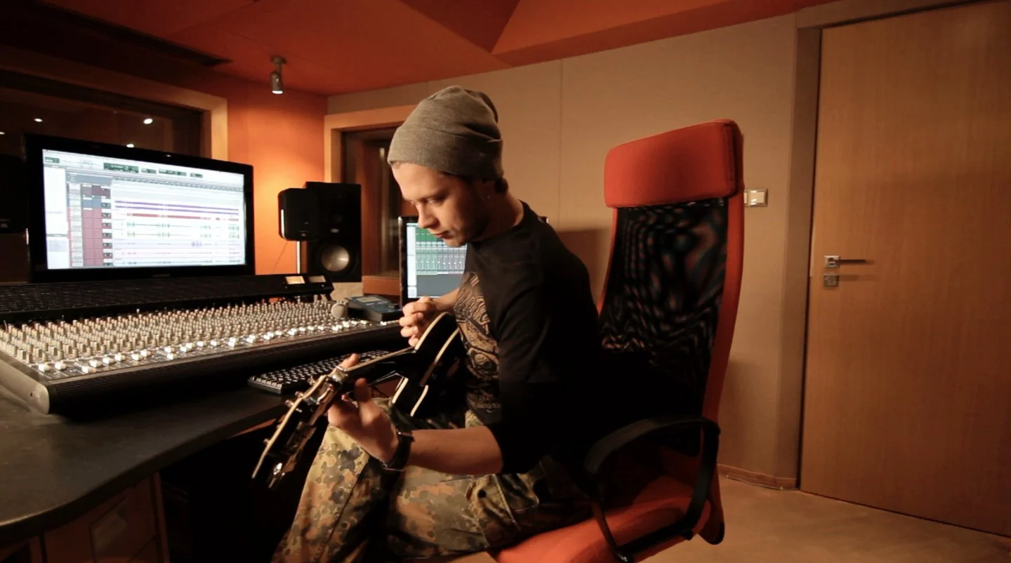 CAT.RECORDING.jpg