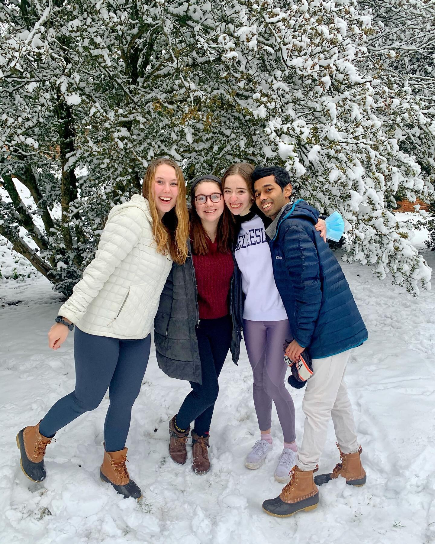 hello hello! my name is mahdin hossain and I&rsquo;ll be taking over the instagram today to show you a day in the life of a uva student and to answer any questions you have! i&rsquo;m a second year from charlottesville majoring in health equity &amp;