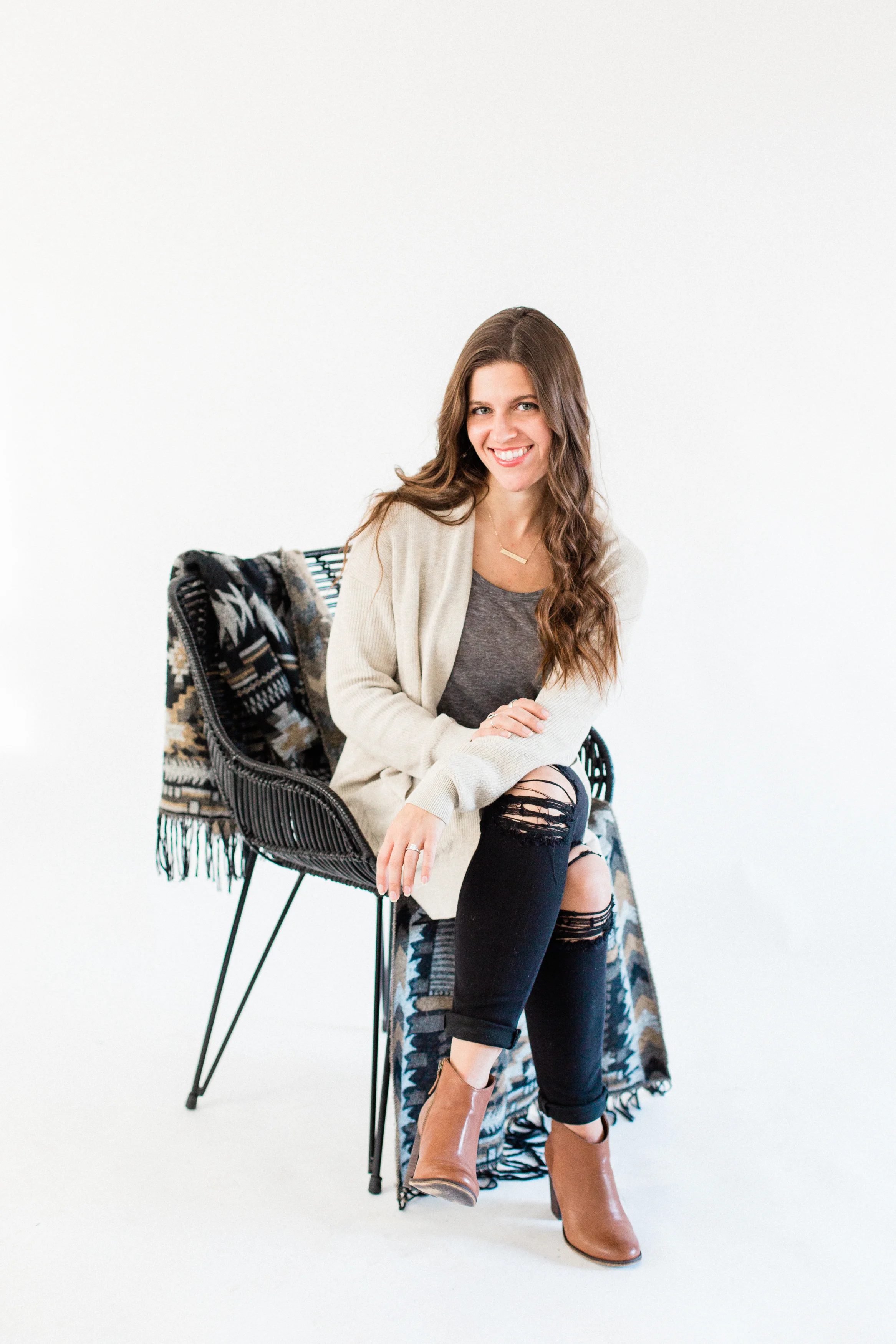 2018 - Britt Headshots - Nicole-2.jpg