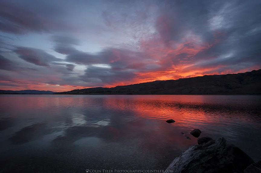 Sunrise and Lenticular Clouds over Lake Dunstan, Cromwell, South Island