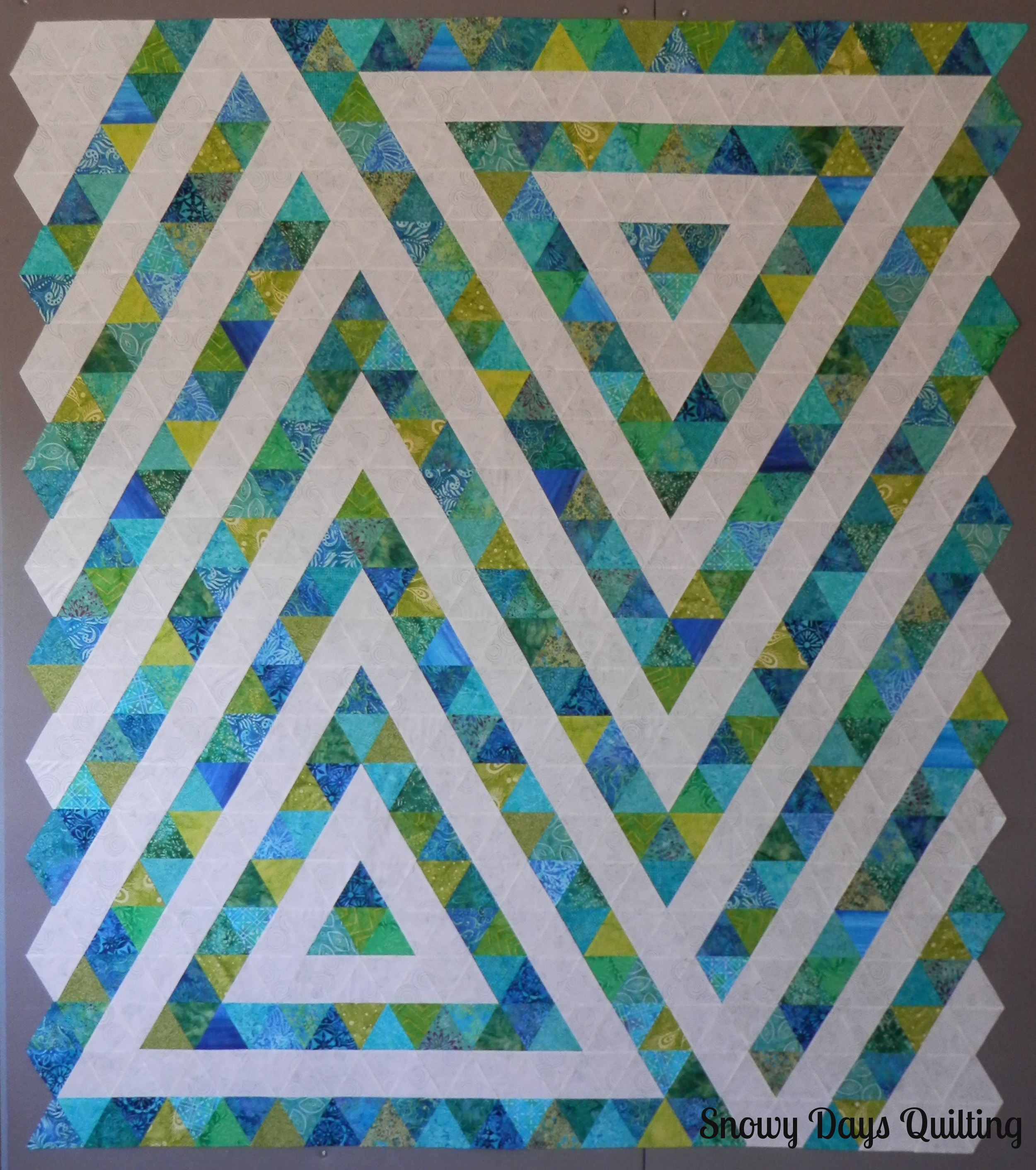 modern geometric triangle quilt