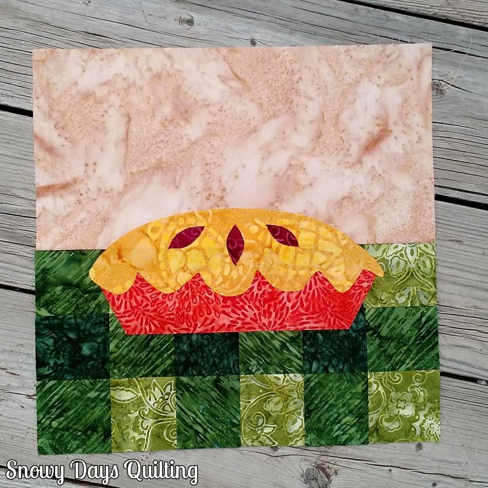 Fall into a Quilt Along Pie — Snowy Days Quilting