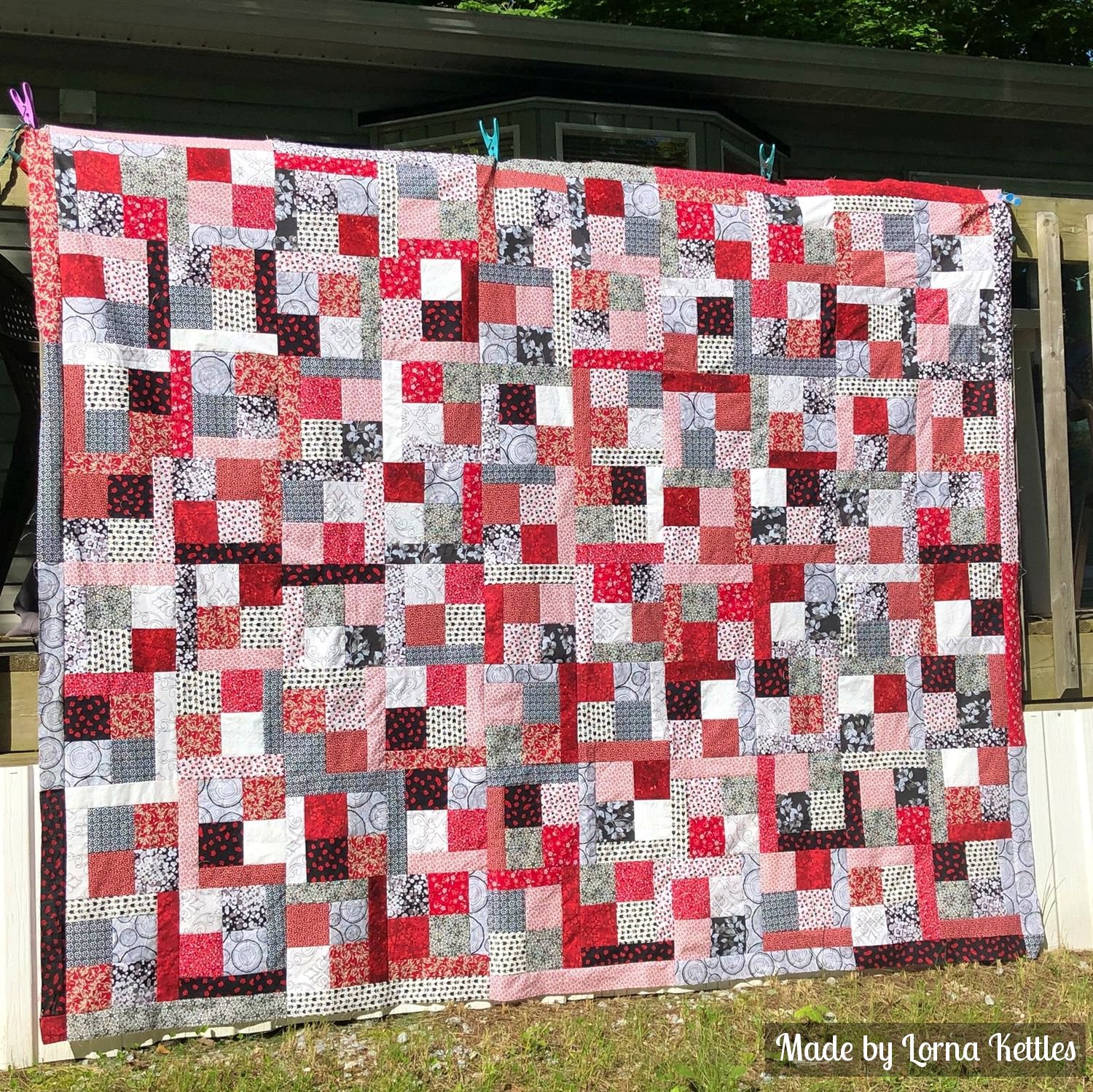 red white and black fat quarter quilt