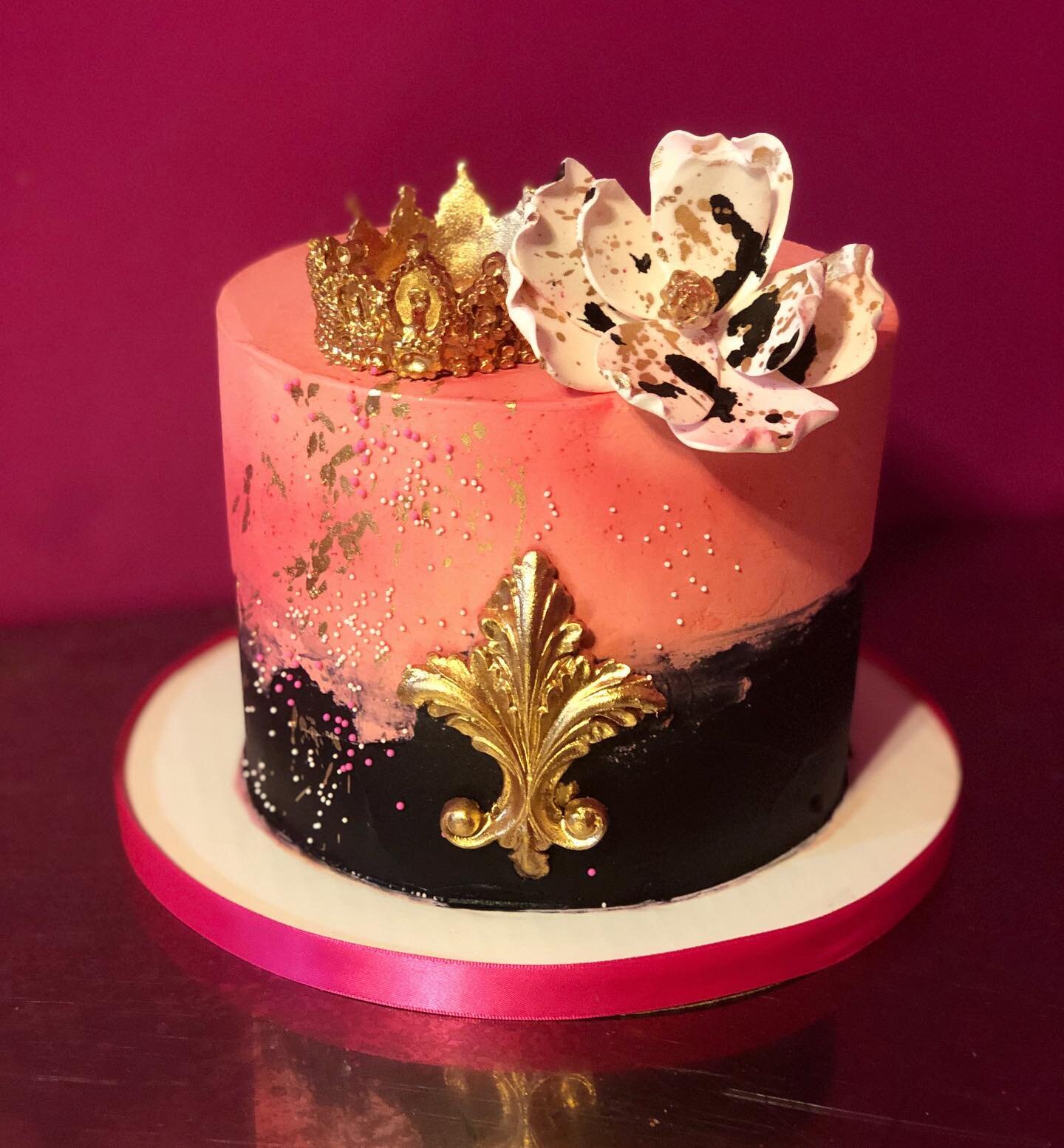 Sax and Piano Cake – Beautiful Birthday Cakes