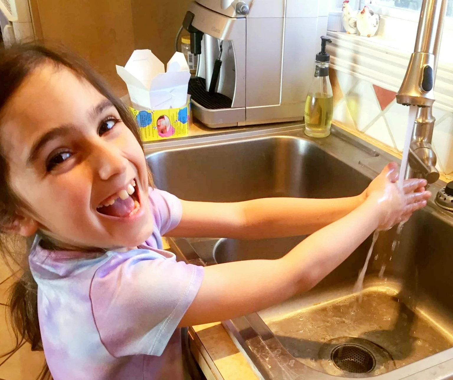 Laver les mains Pate a modeler GOM.MEE.jpeg