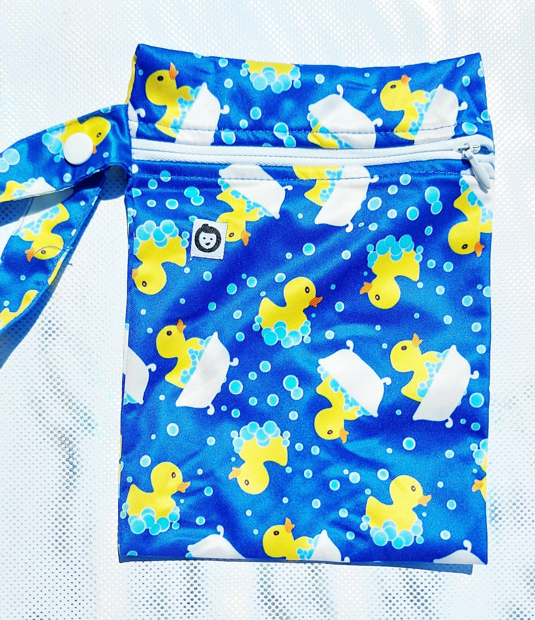 WET BAG GOMMEE 1.jpg