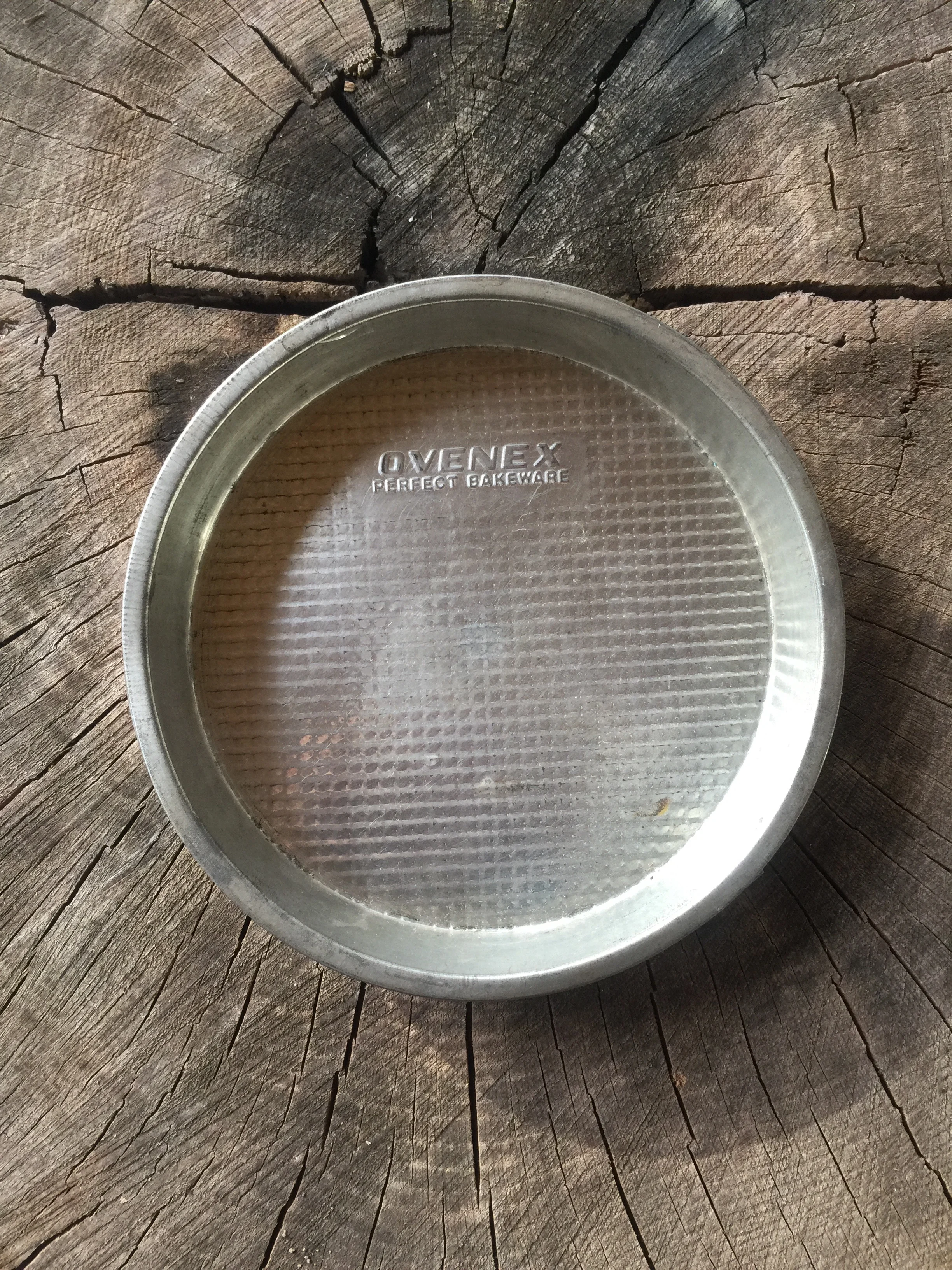 Vintage Cake Pans (Set of 2) by heirloomed