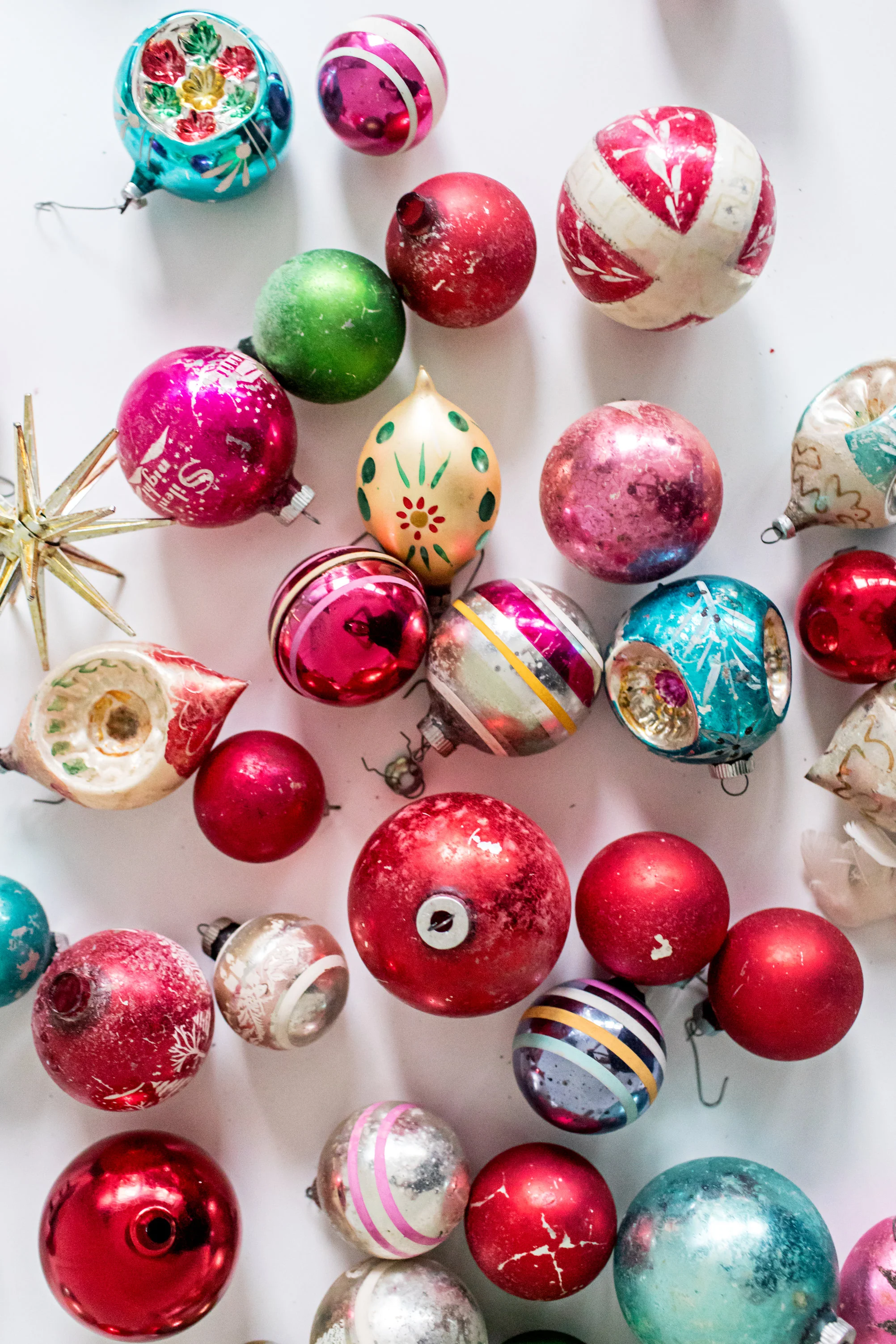Vintage Christmas Ornaments (Set of 5)