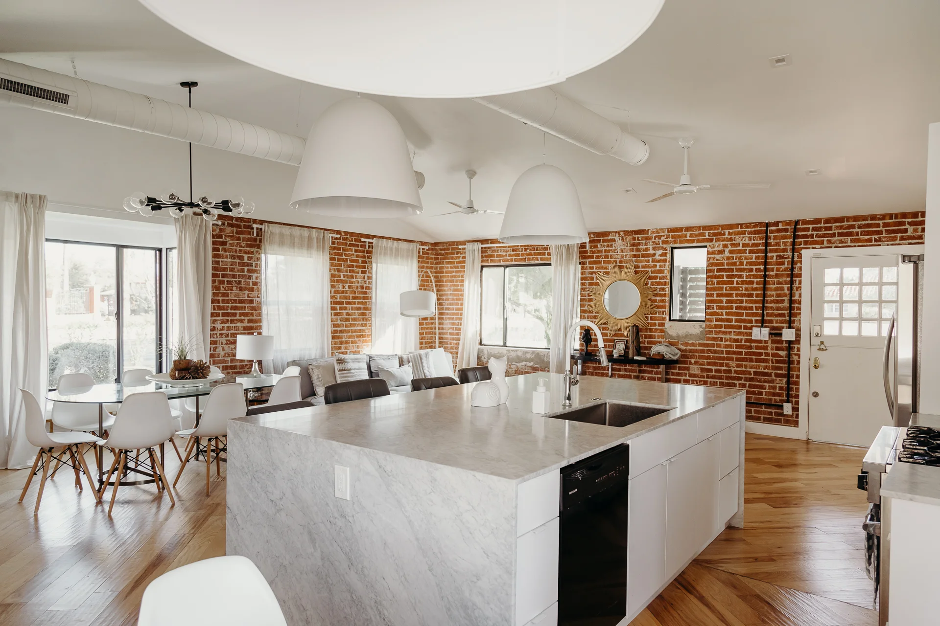 esparza-airbnb-1095.jpg