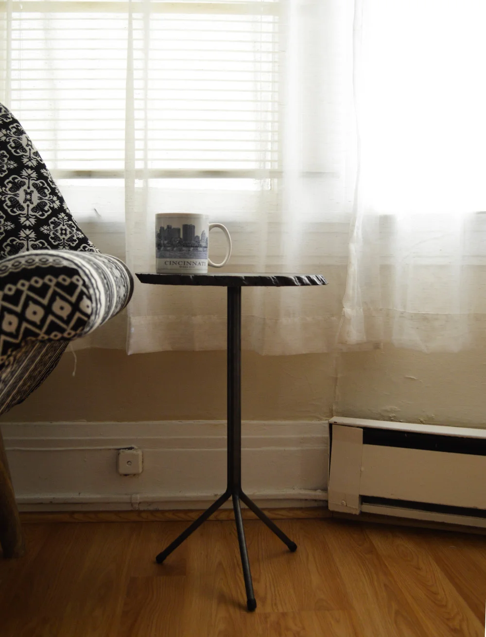 DIY Easy Tree Slice Side Table