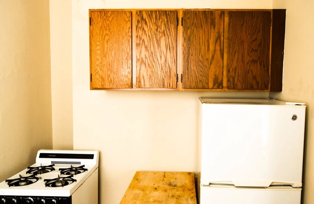 Annie's Studio Kitchen: Before