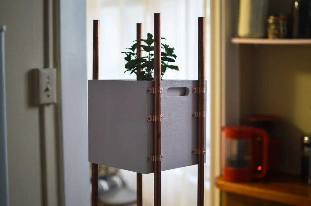 DIY: 4ft Copper Accent Planter