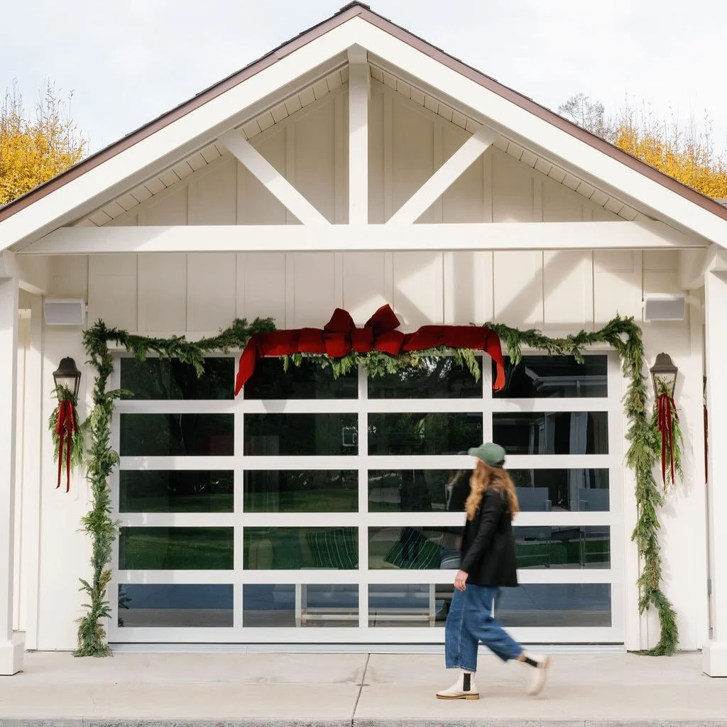 Phew! What a whirlwind these last few months have been! It was a holiday season filled with early mornings, full vans, and so many special installs.

&amp; now that I&rsquo;m sitting on the other side, I&rsquo;m feeling incredibly grateful for client