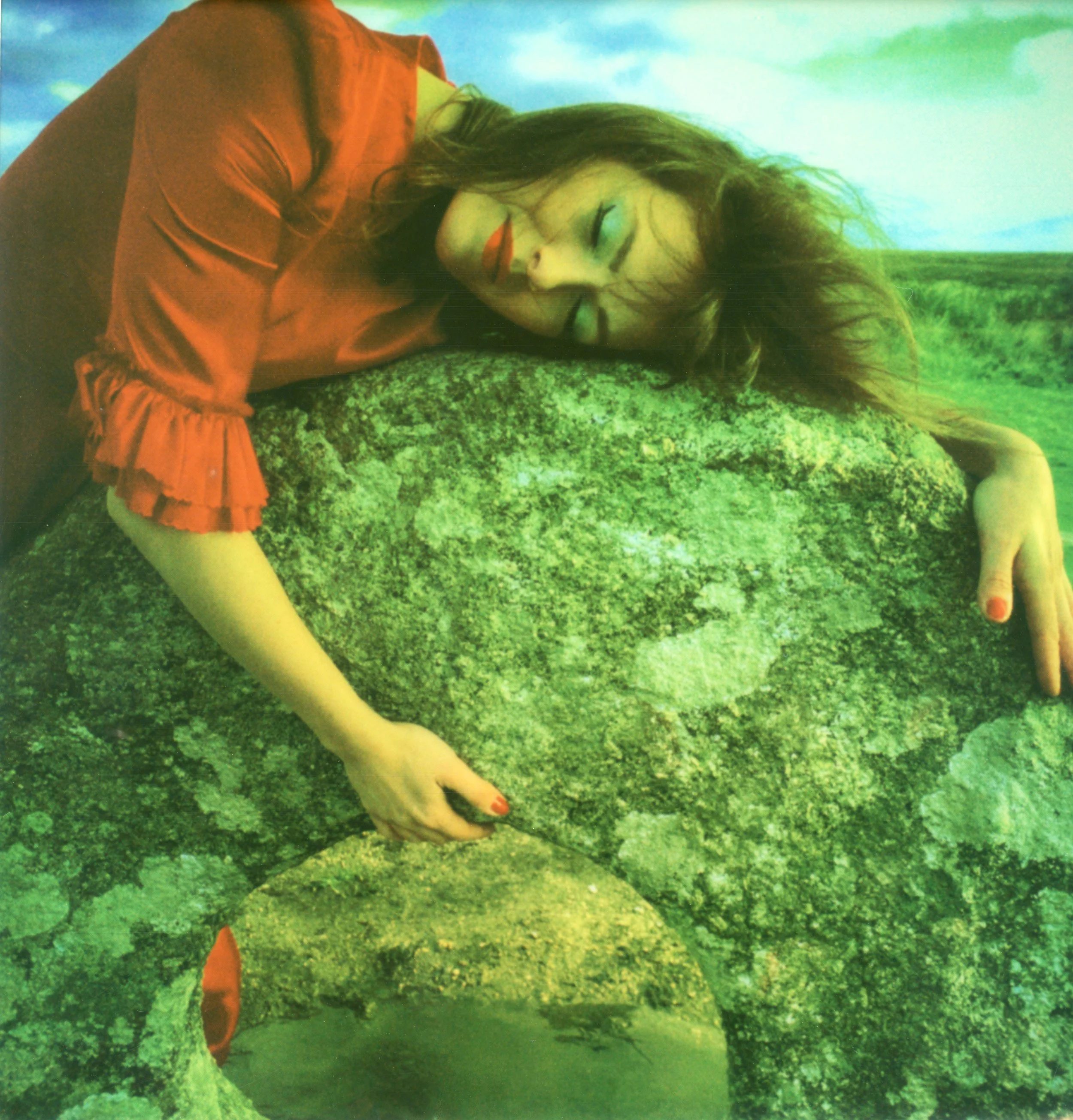 Tresor - Gwenno (no font).jpg