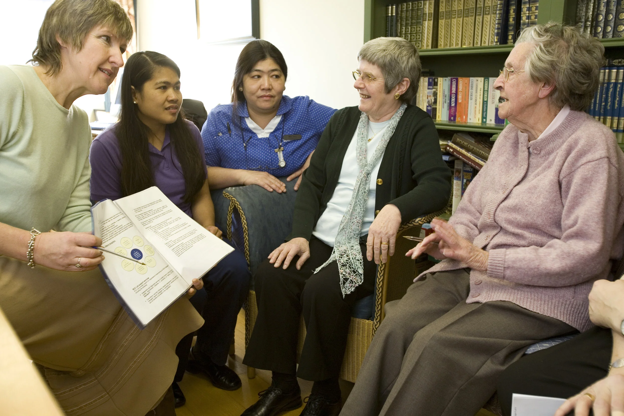 FACILITATION AND GROUP WORK SKILLS IN CARE SETTINGS