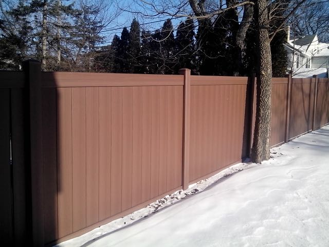 PVC PolyVinyl Fence IMG_20150104_125542.jpg