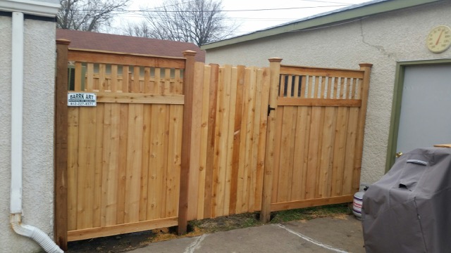 Wood Fence 16754.jpg