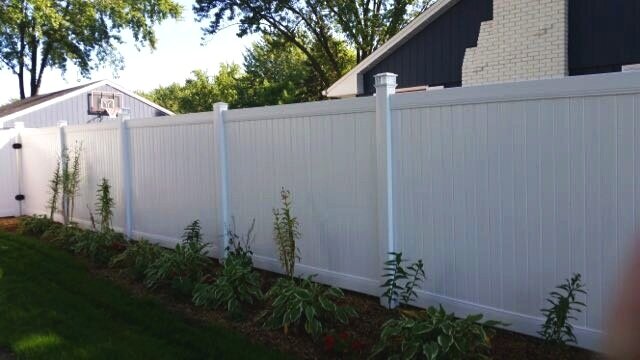 PVC%2BPolyVinyl%2BFence%2B20150907_103148.jpg