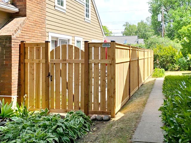 CedarFence138.jpg