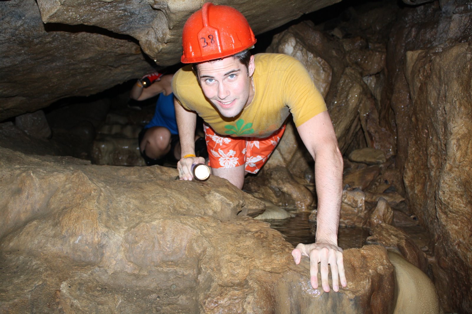  Spelunking in the dark caves of Costa Rica. 