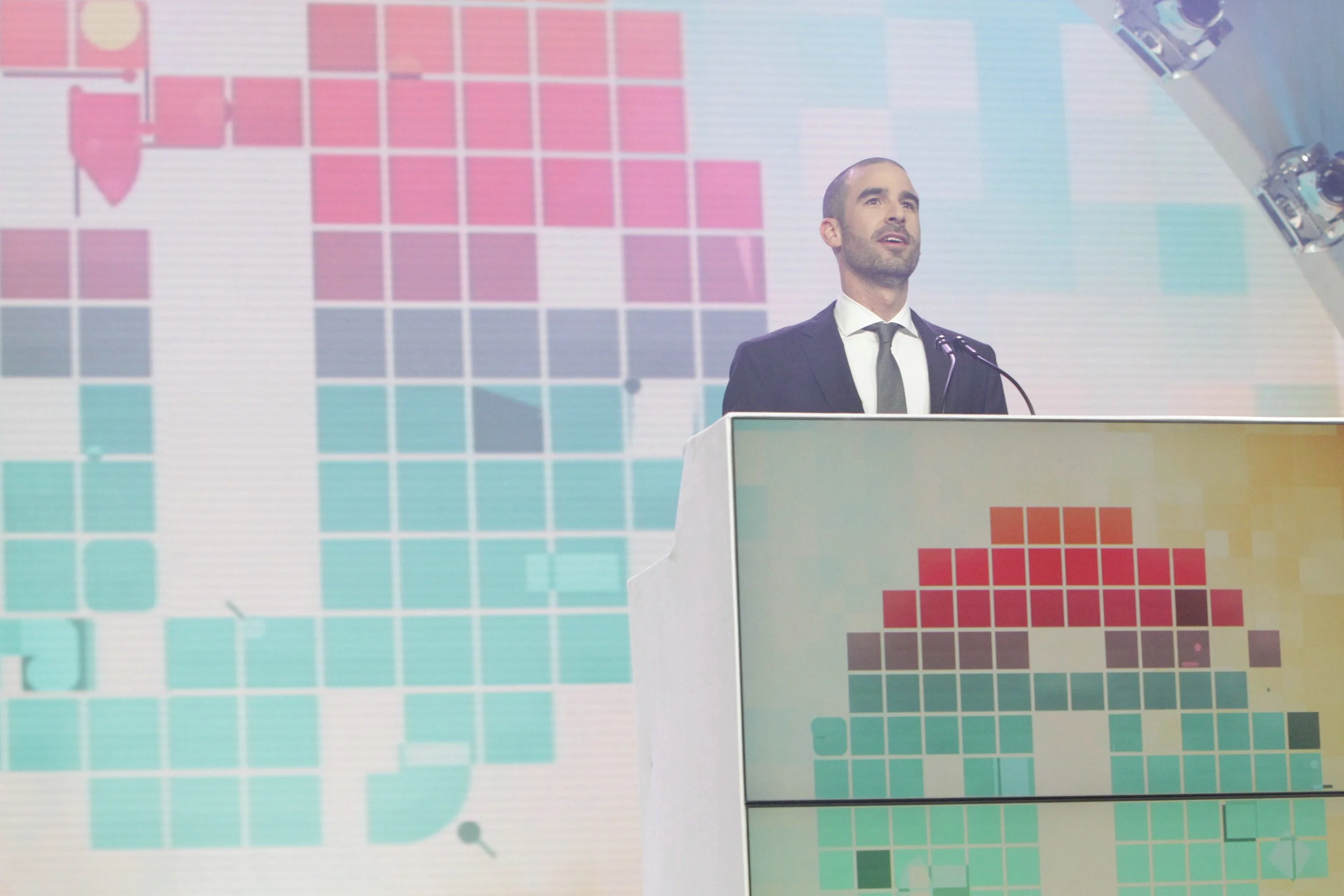 Award Winning Graphics Packages — KERT GARTNER Game Trailer Editor