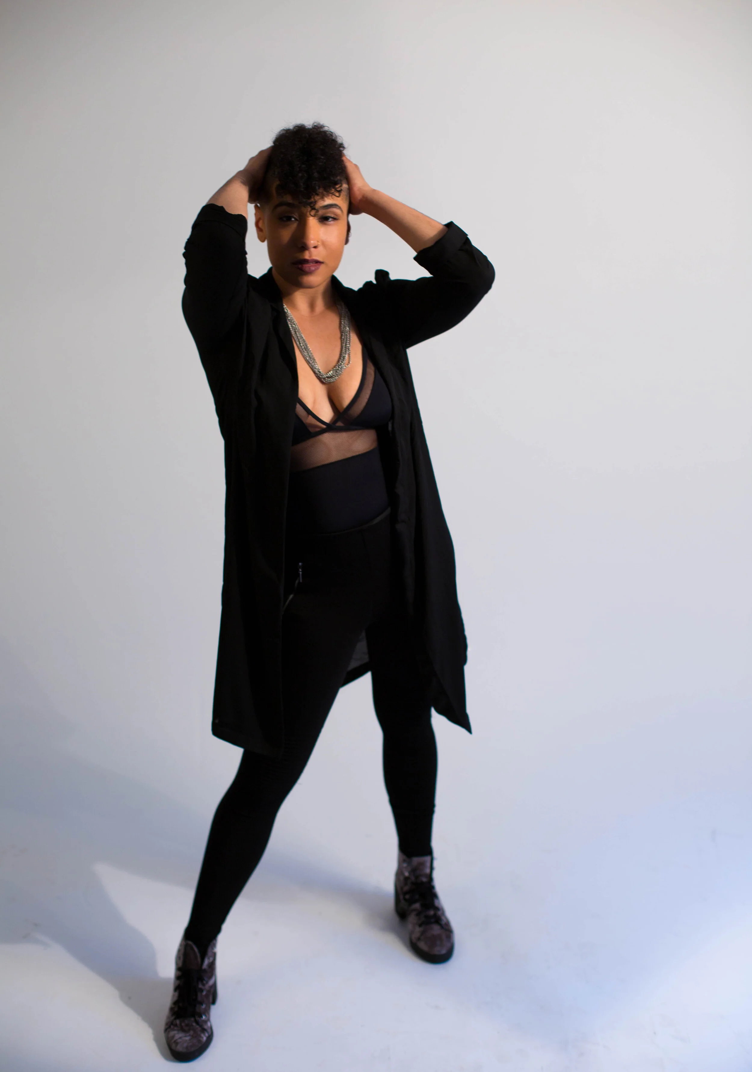 Geheny Portrait 2-1 (cool light set).jpg