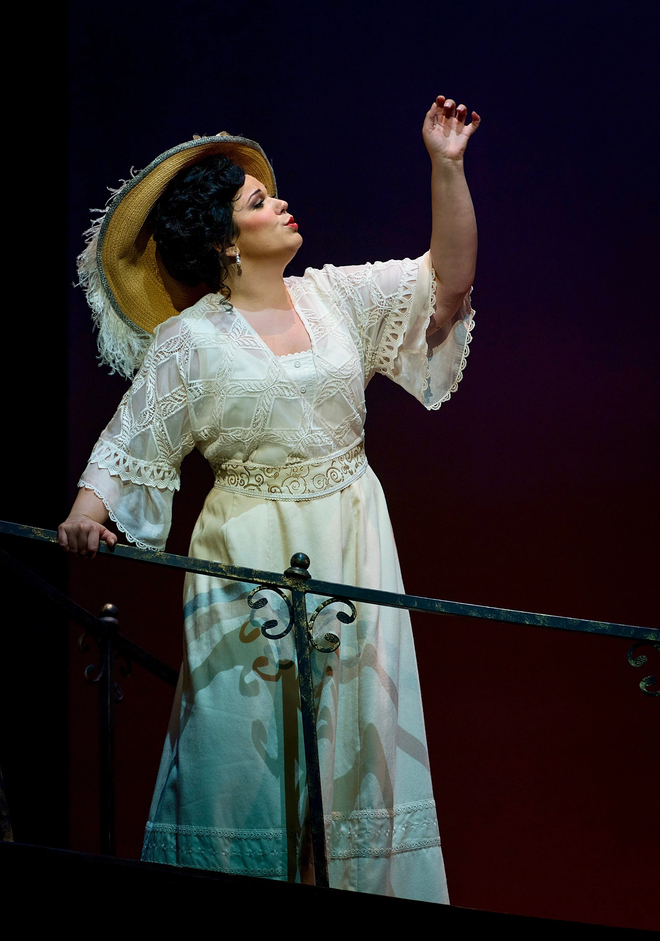 Florencia en el Amazonas at San Diego Opera - Photo by Gary Payne