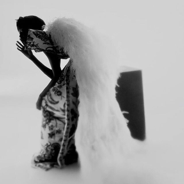 ‼️‼️LAST 1 FROM THIS STORY I PROMISE ‼️ ‼️ 🖤Stills from the Vogue Japan 🖤 edited and filmed by me and @myleshenrikhall directed by Nick Knight with the beautiful @lovegrace_e and @anokyai 🖤watch the film @showstudio 🎞
Direction: @nick_knight
Mode