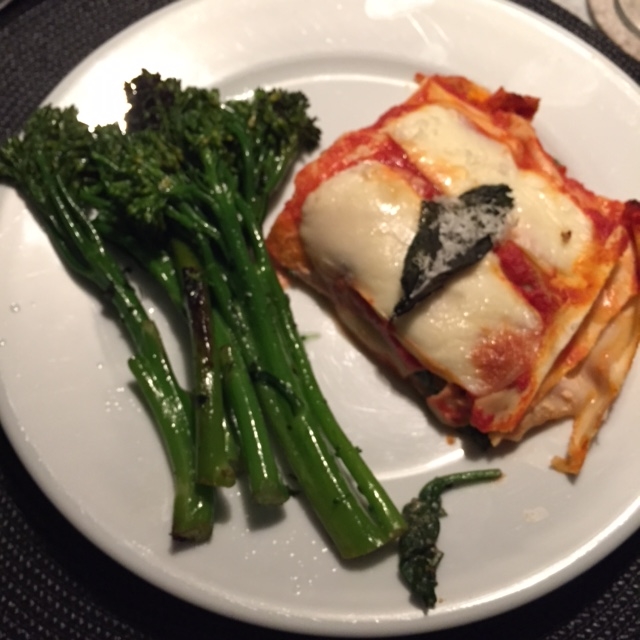 Vegetarian lasagna with homemade pasta and homemade sauce, courtesy of my multi-talented friend Jeff . 