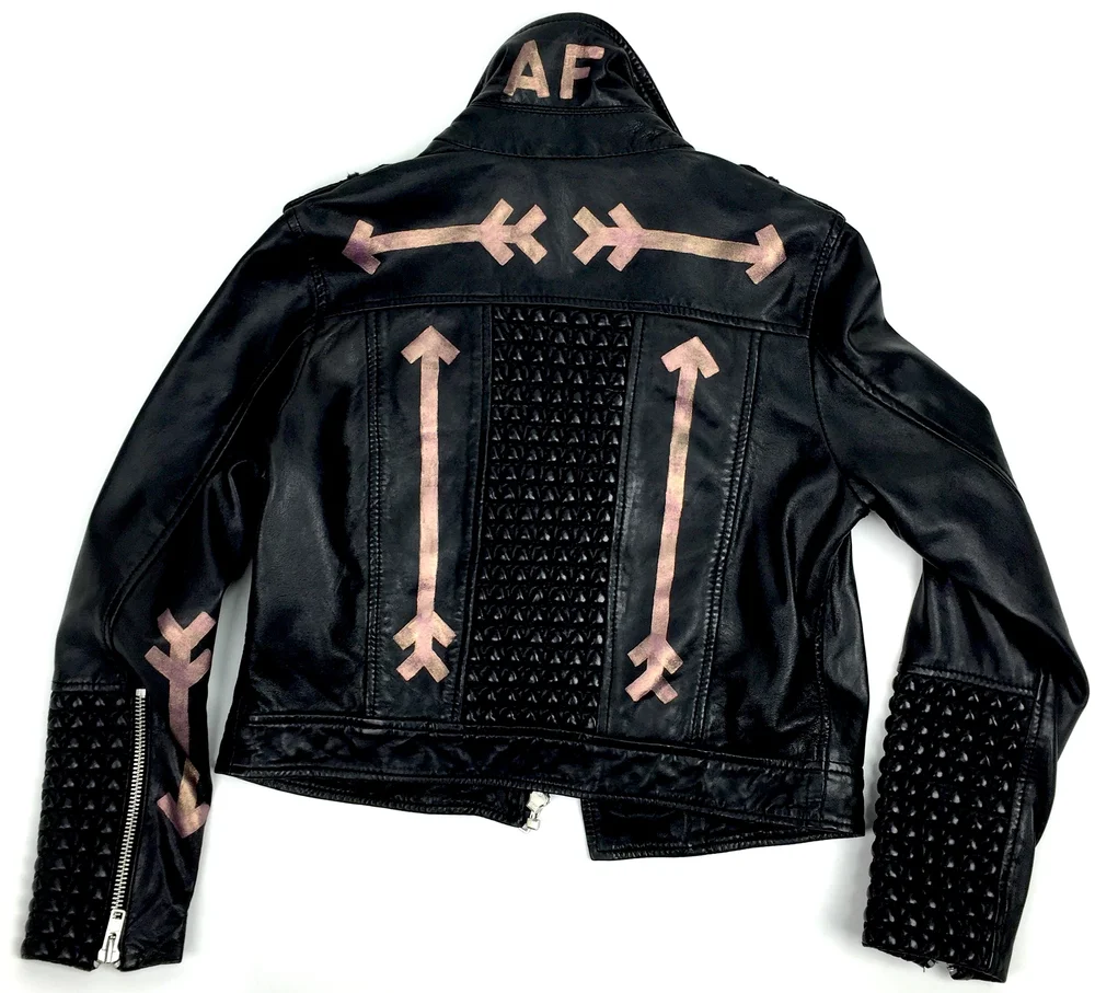 featherweight_obey_amandafairey.jpg