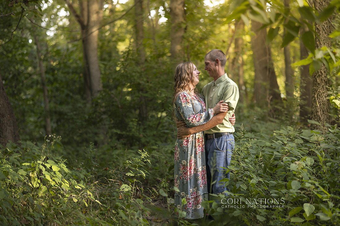 Catholic_Engagement_Session_St_Louis4 copy.jpg