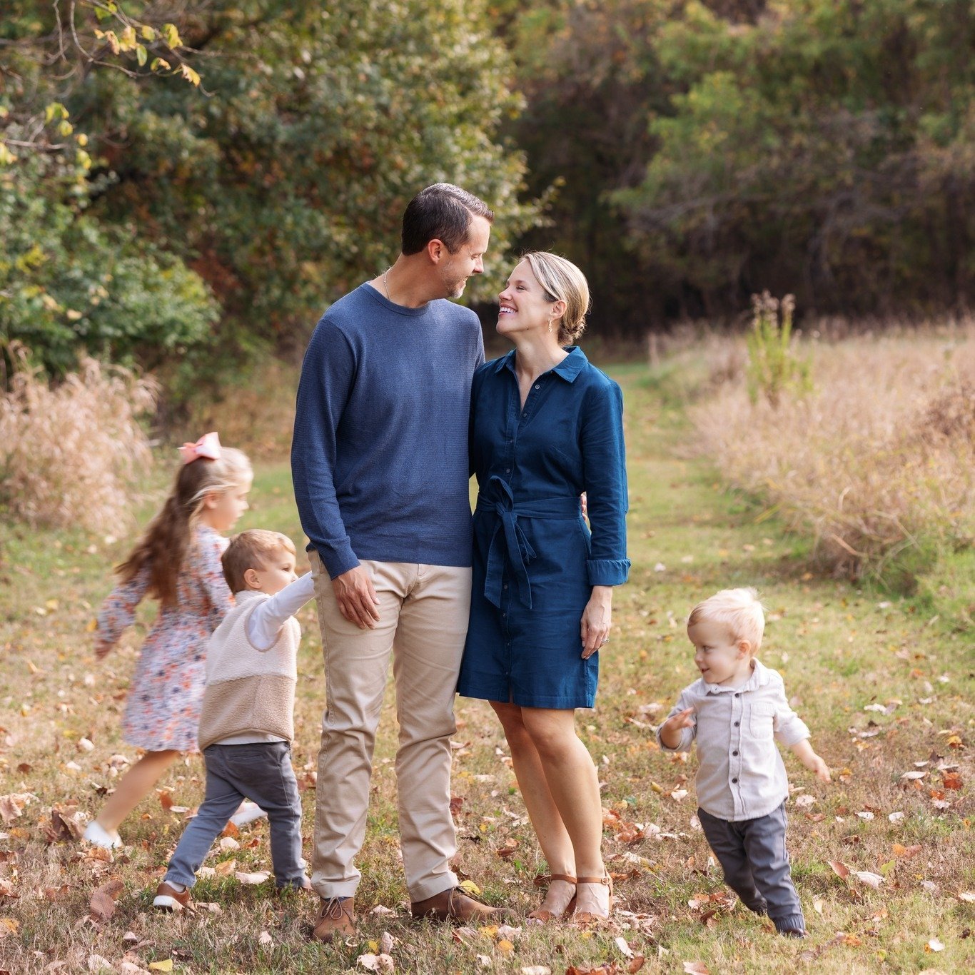 It  has been a WILD fall....everything from beautiful weather to rain and reschedules (SO. MANY. reschedules!). Fortunately, everyone has been flexible and understanding. Thank you to everyone who has been with me during this busy busy season.  I lov