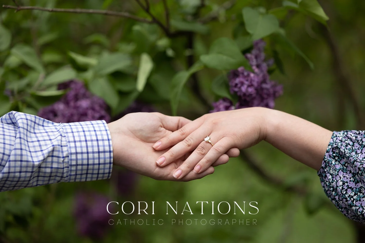 St_Louis_Catholic_Engagement_Photographer-95.jpg